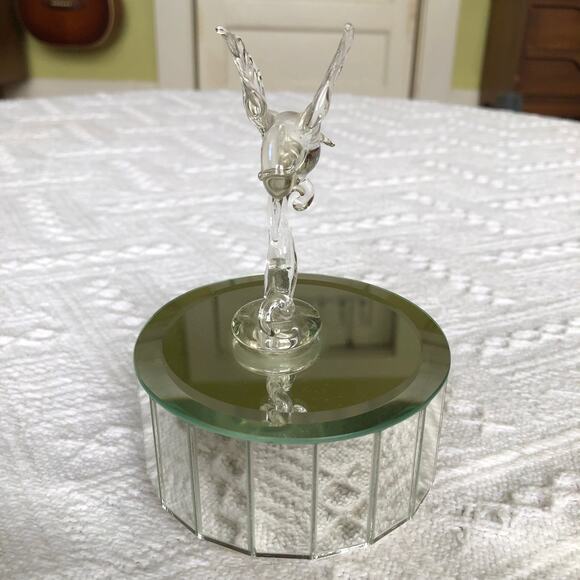 Vintage Hummingbird Mirrored Glass Music Box Taiwan Wind Up Rotating Collectible - Picture 3 of 9